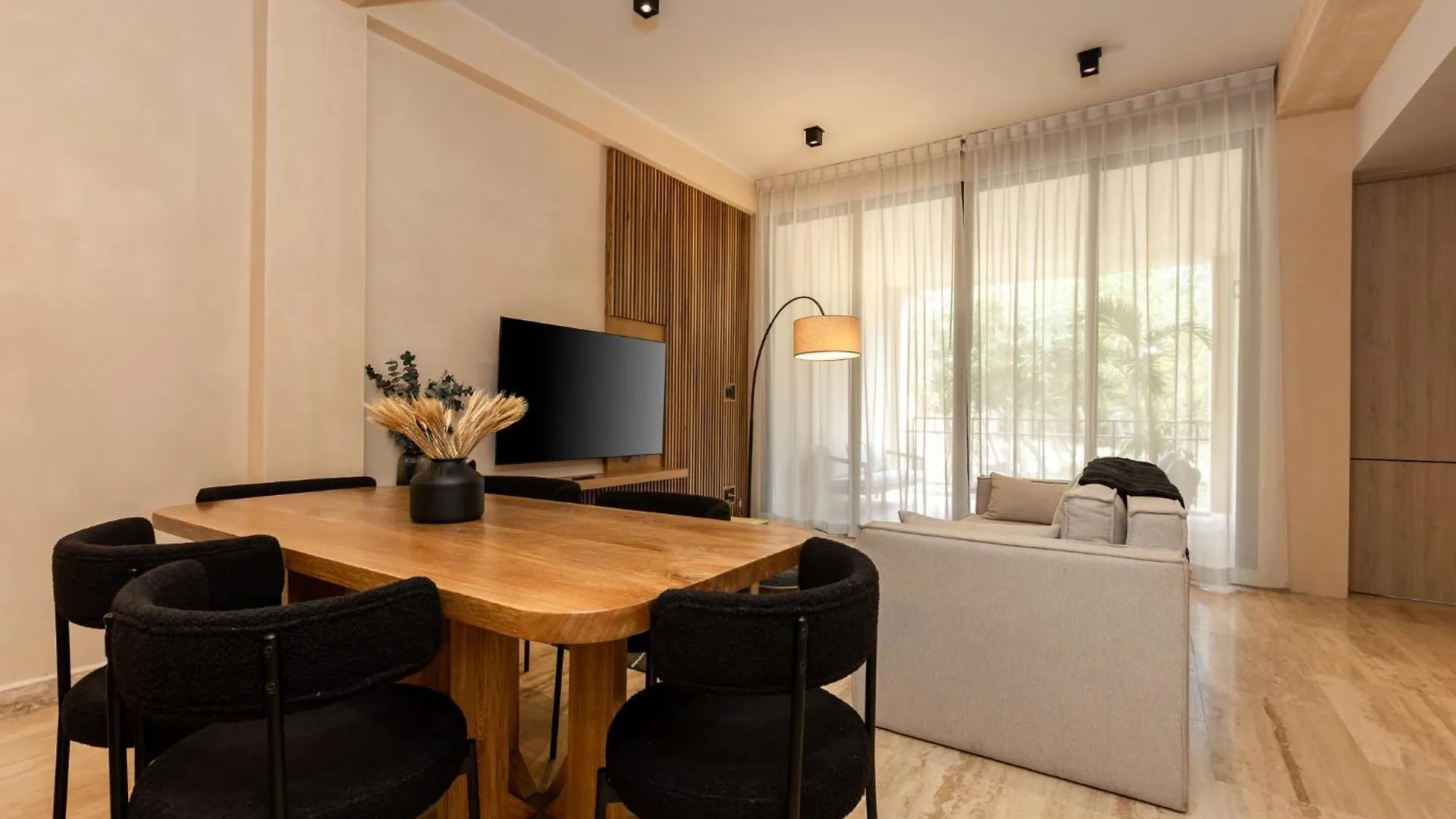Lumina At The Village Luxury Residences In Corasol Playa del Carmen Mexiko