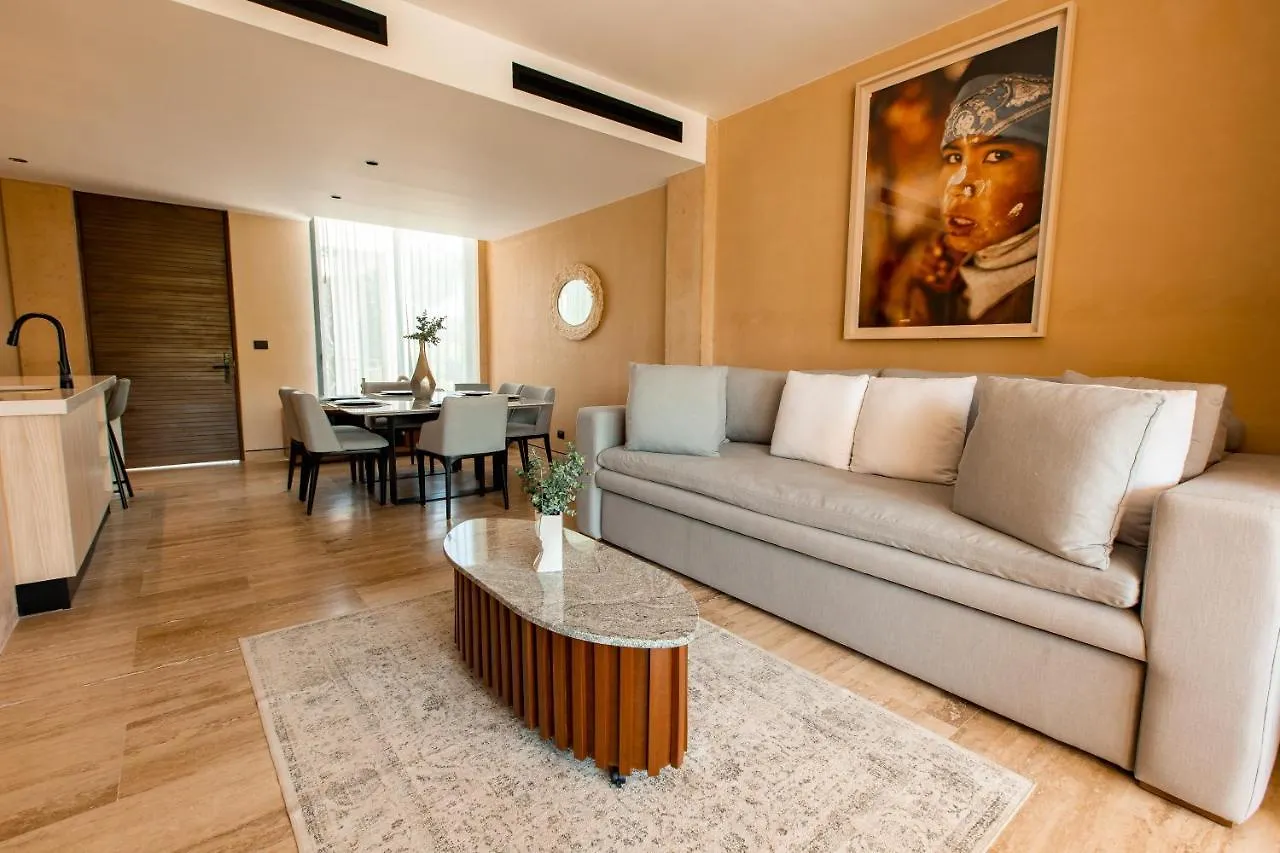 Lumina At The Village Luxury Residences In Corasol 신데 델 카르멘 0*,