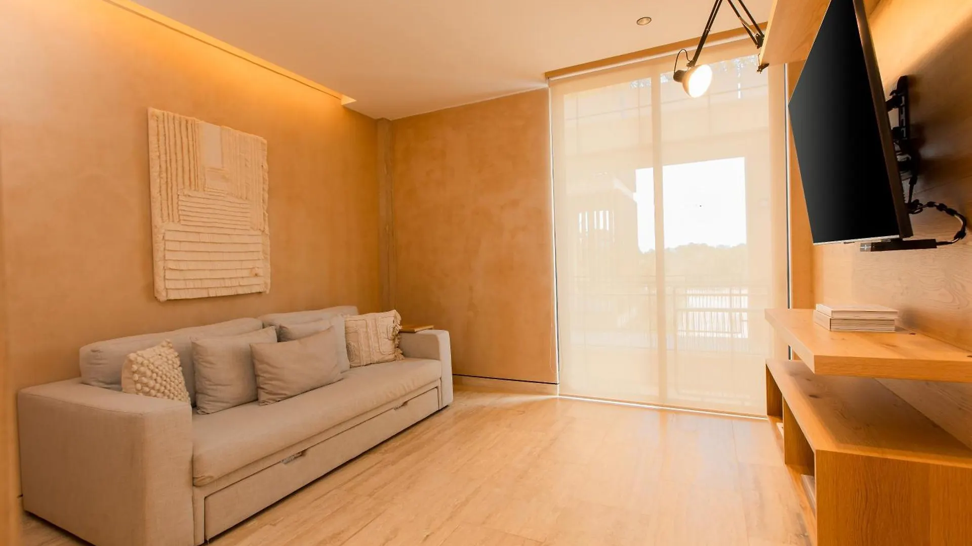 Lumina At The Village Luxury Residences In Corasol 신데 델 카르멘