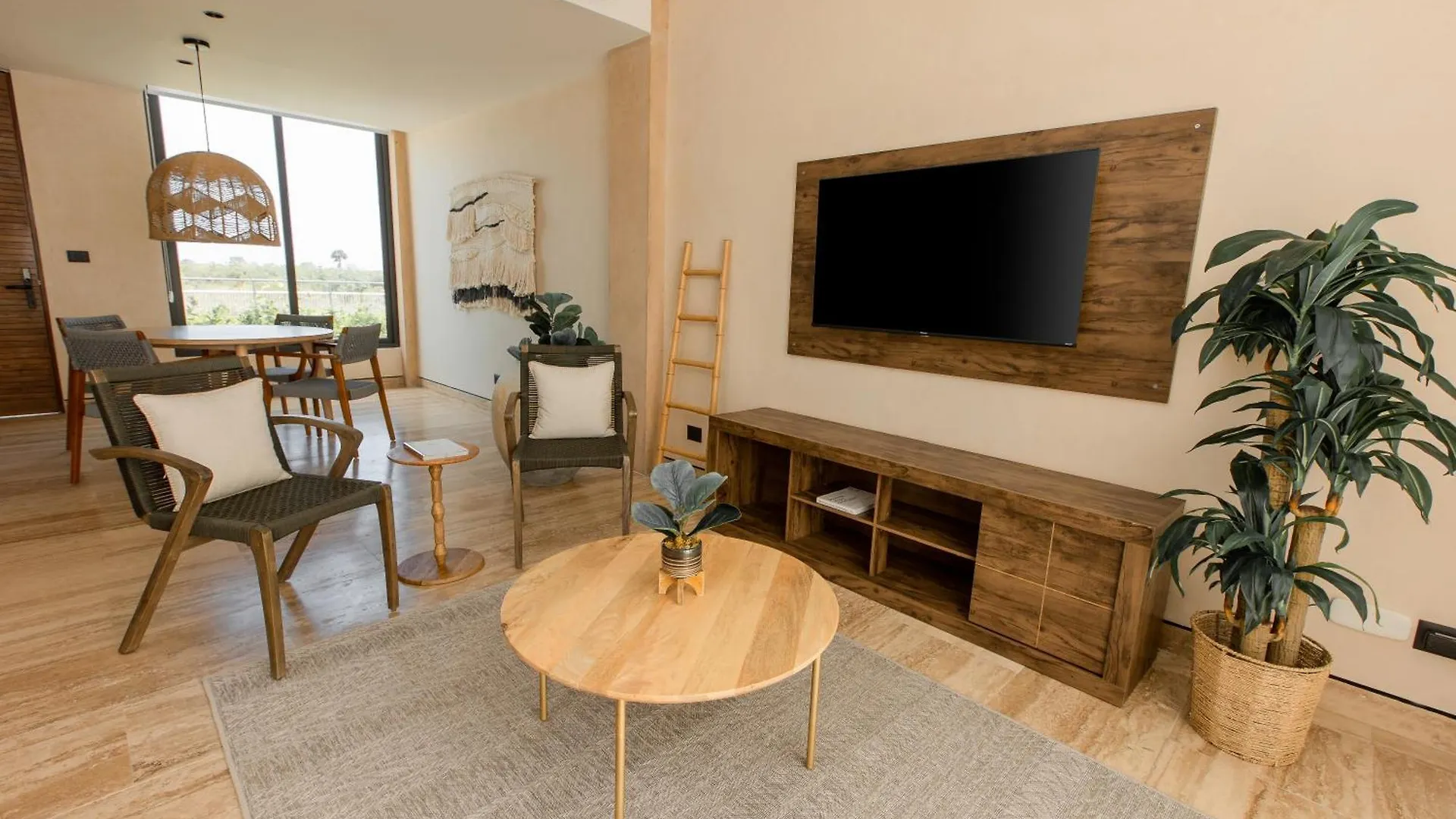 Lumina At The Village Luxury Residences In Corasol 신데 델 카르멘