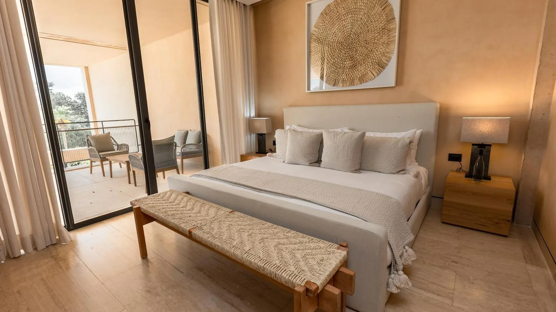 Lumina At The Village Luxury Residences In Corasol 신데 델 카르멘