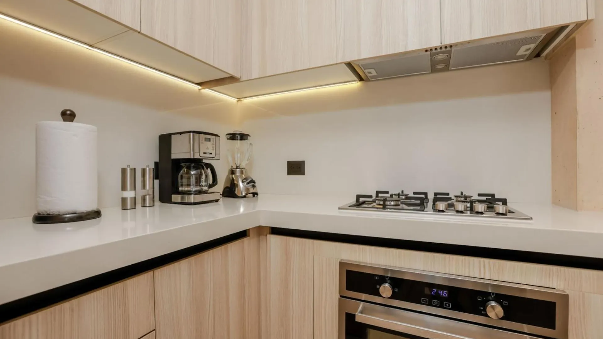 Lumina At The Village Luxury Residences In Corasol 신데 델 카르멘